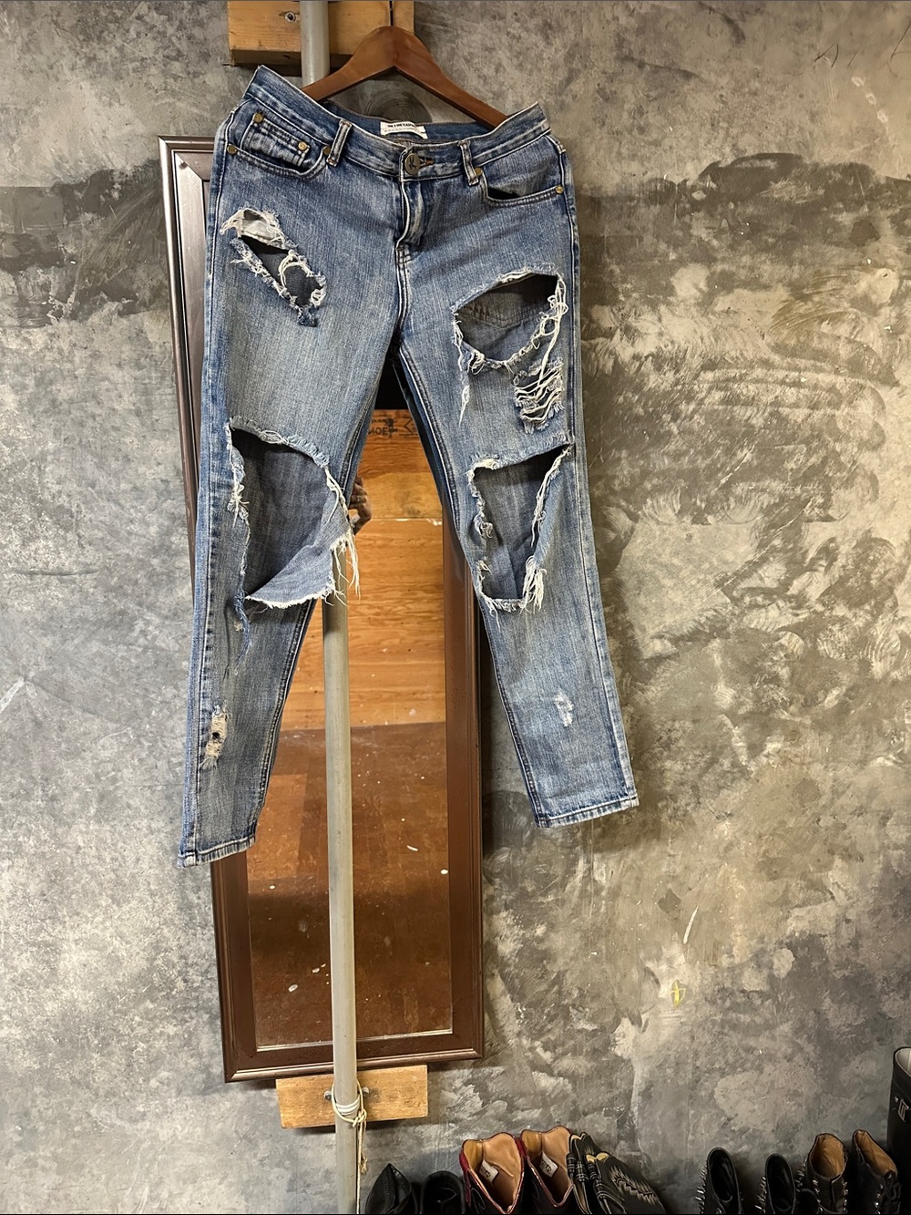 One X One Teaspoon distressed jeans Distressed Blue Jeans Waist 26